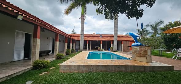 Chácara com 4 Dormitórios e Piscina em Tatuí — foto 1